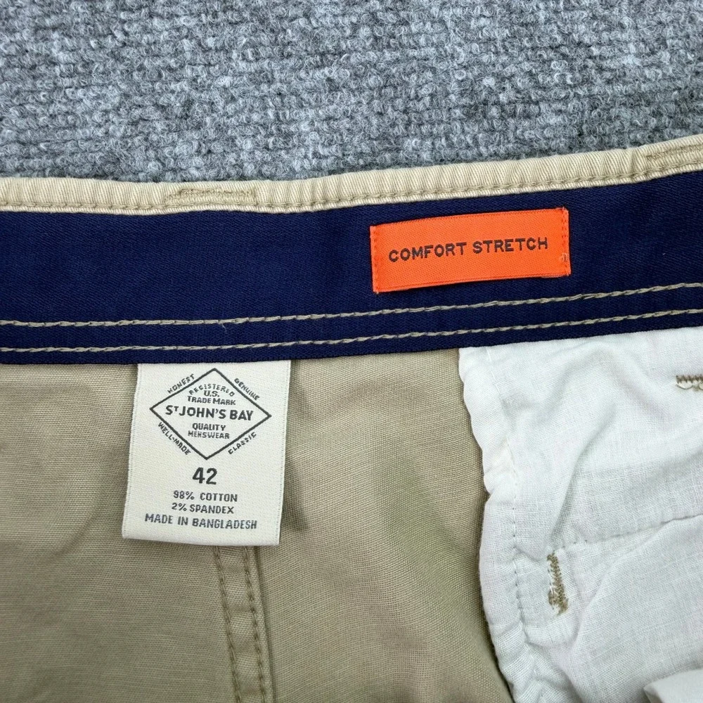 St Johns Bay Shorts Mens 42 (43x9) British Khaki Comfort Stretch Power Waistband